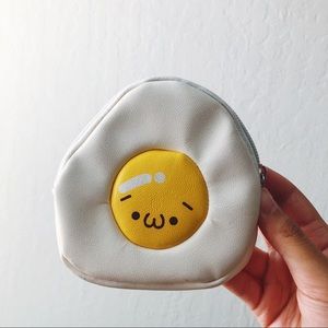 Egg Wallet